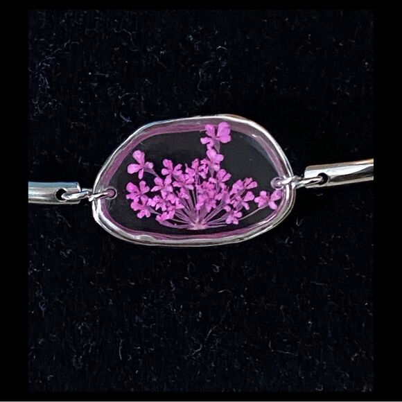 Encased Pressed Pink Firework Flower Glass & Silver Bar Bracelet Adjustable OSFM - Picture 3 of 3